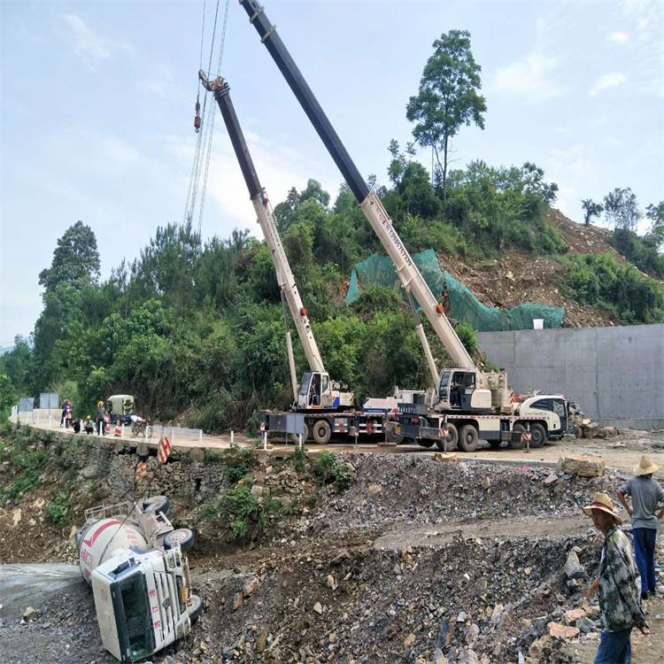 甘孜甘孜24小时应急道路救援吊装吊装现场实拍